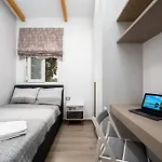 Evoque Place